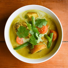 Load image into Gallery viewer, Easy Chicken Curry Slow Cooker Mix